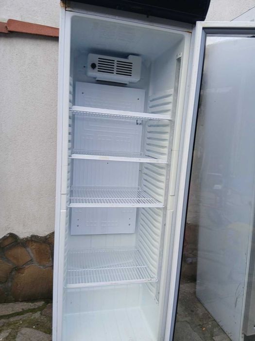 Хладилна Витрина