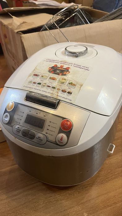 Продаю Мультиварку срочно! не дорого!