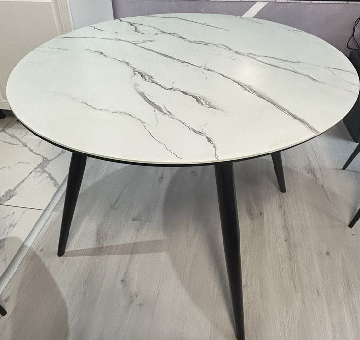 Кръгла маса от стъклен мрамор Ф100