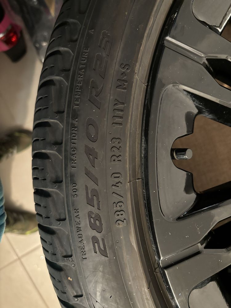 Jante roti Originale Range Rover 285 40 R23 Pirelli All season