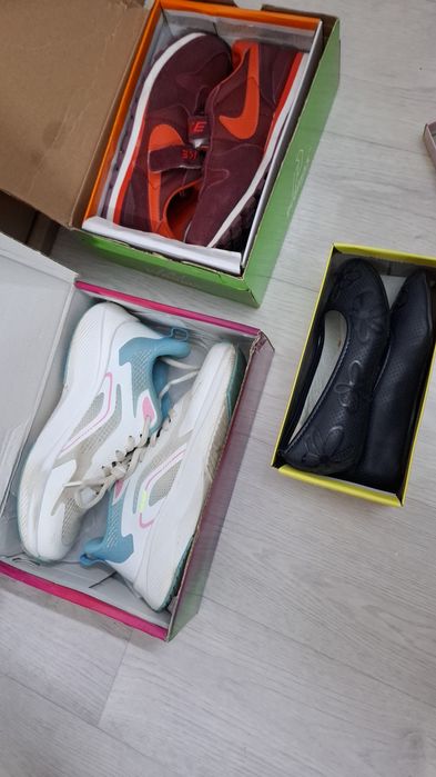 Продам лодочки для девочки.