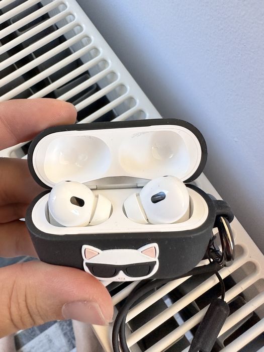 Apple airpods pro 2 gen