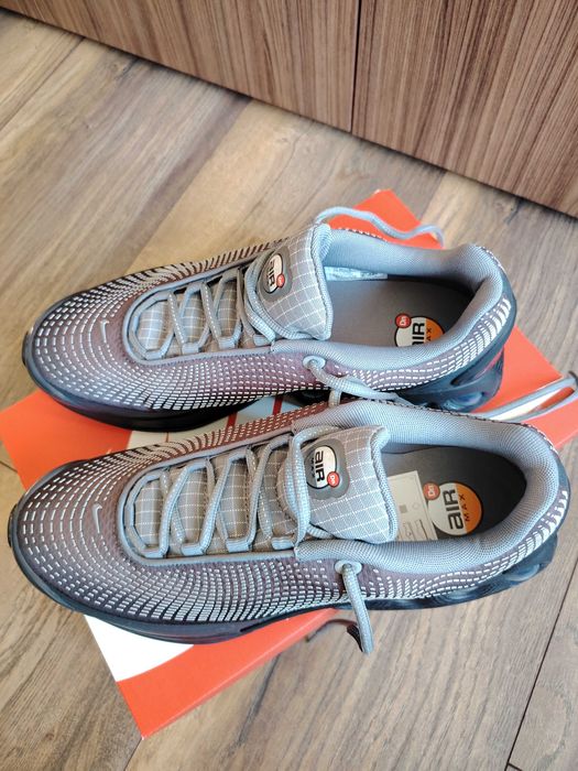 Оригинални маратонки Nike AIR MAX DN