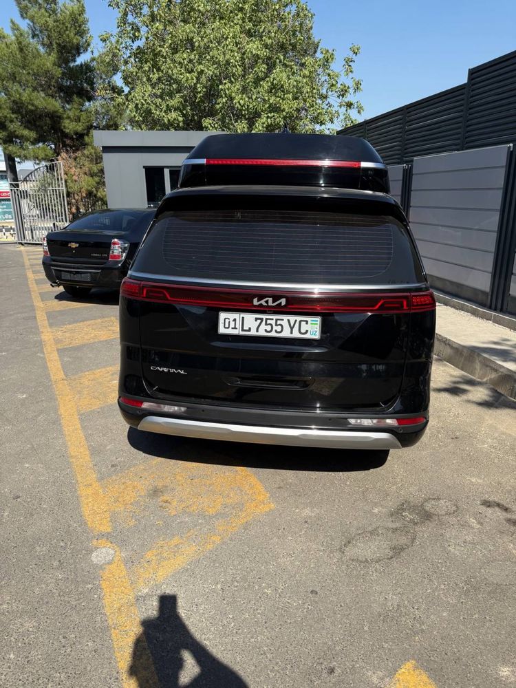 Premium Xizmatlar Kia Karnival