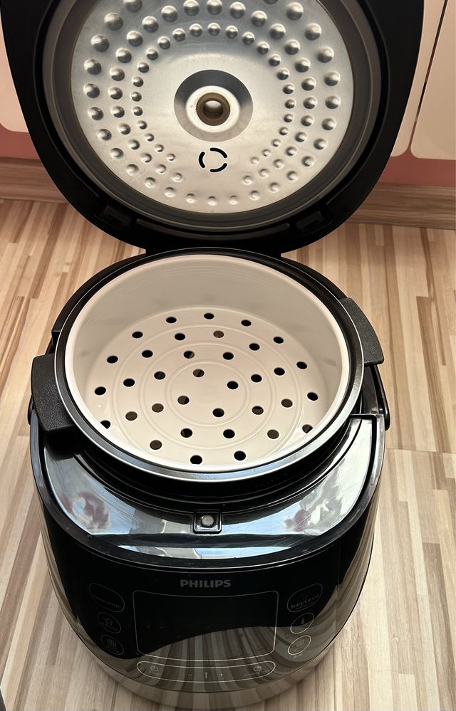 Мултикукър Phillips JD4749/70