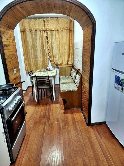 Ц- 2. (Алайский). Центр Города.