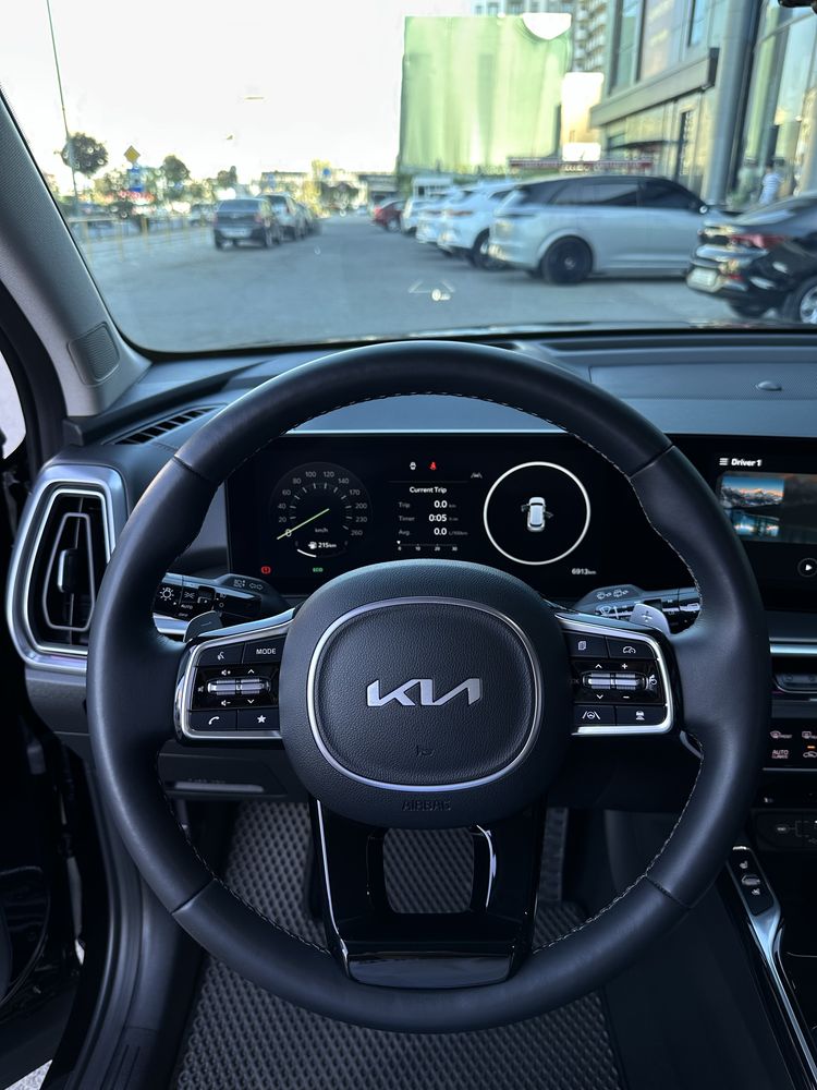 Kia Sorento FULL комплектации 3.5 мотор