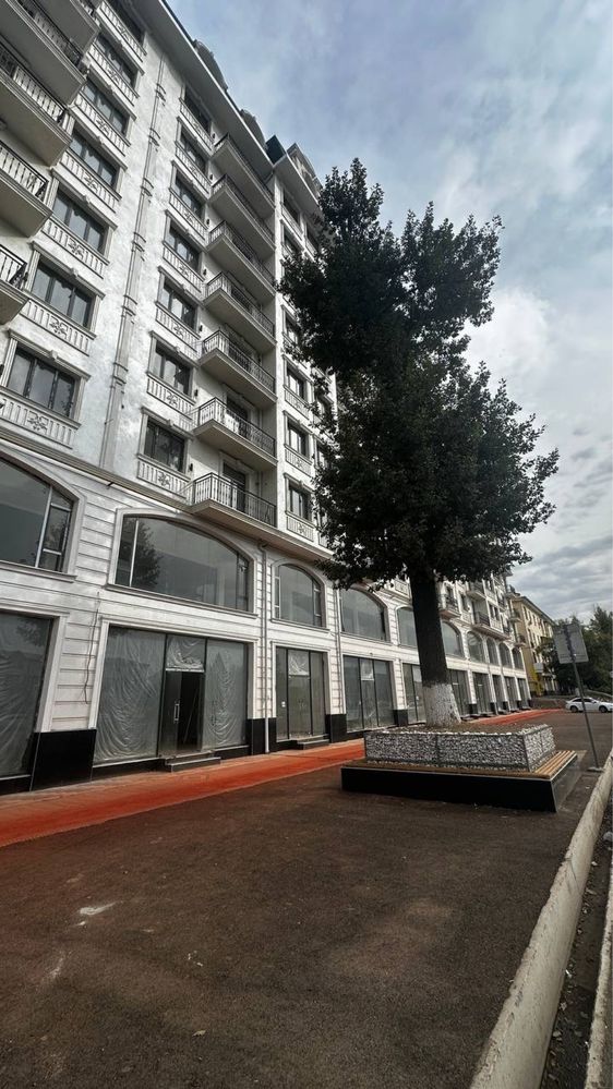 Продается ЖК Кукча Дарвоза . Одна комнатная 45 кв .