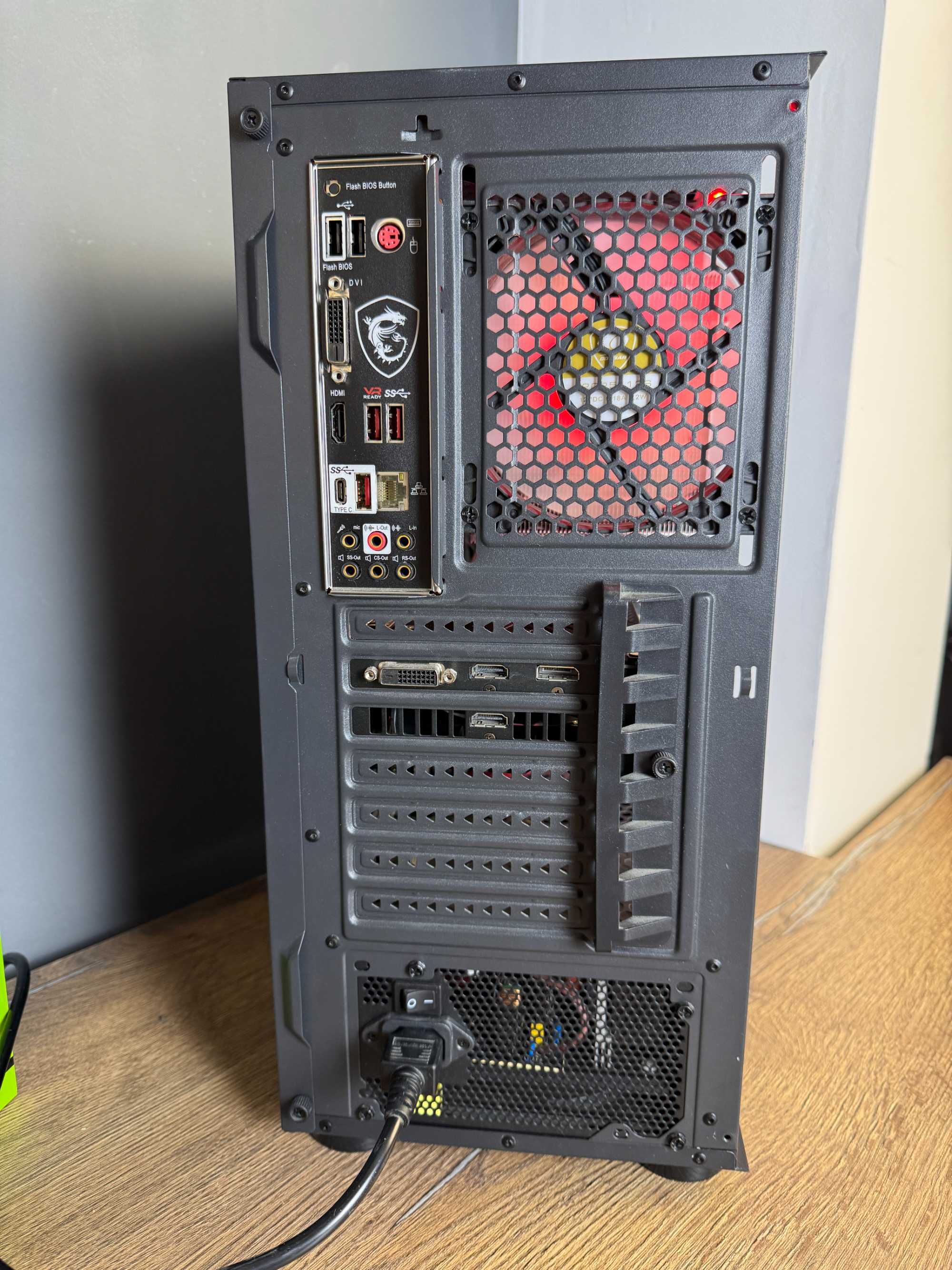 Геймърски компютър с RTX 2060 и Ryzen 5 3600