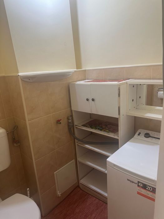 Apartament cu 3 camere, confort 1, Mureseni, etaj intermediar