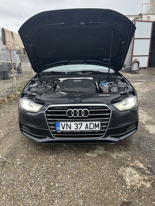 Audi A4 Avant TDI S line manuala