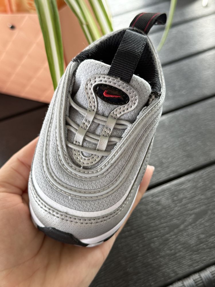 Adidasi nike bebe
