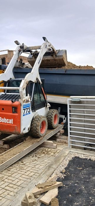 Excavatii demolari inchiriez miniexcavator picon bobcat picon dumper
