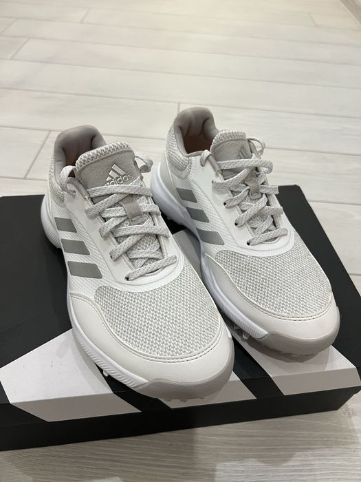 Adidas Tech Response 2.0