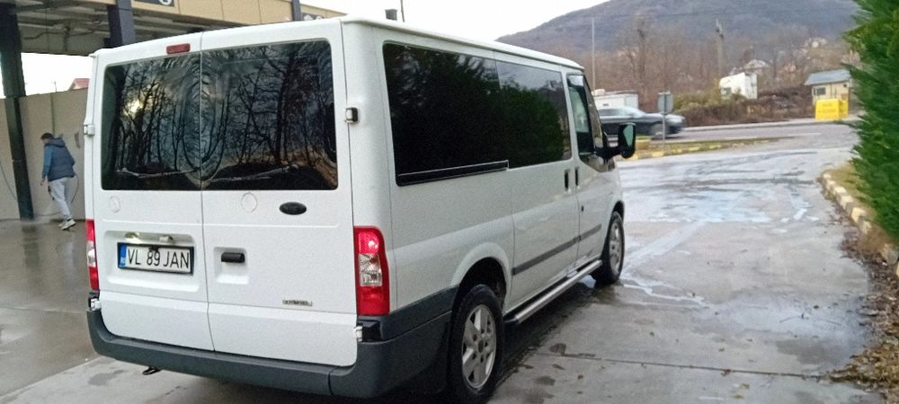 Ford Transit 2.2Diesel 8+1locuri/ unic propietar, klima