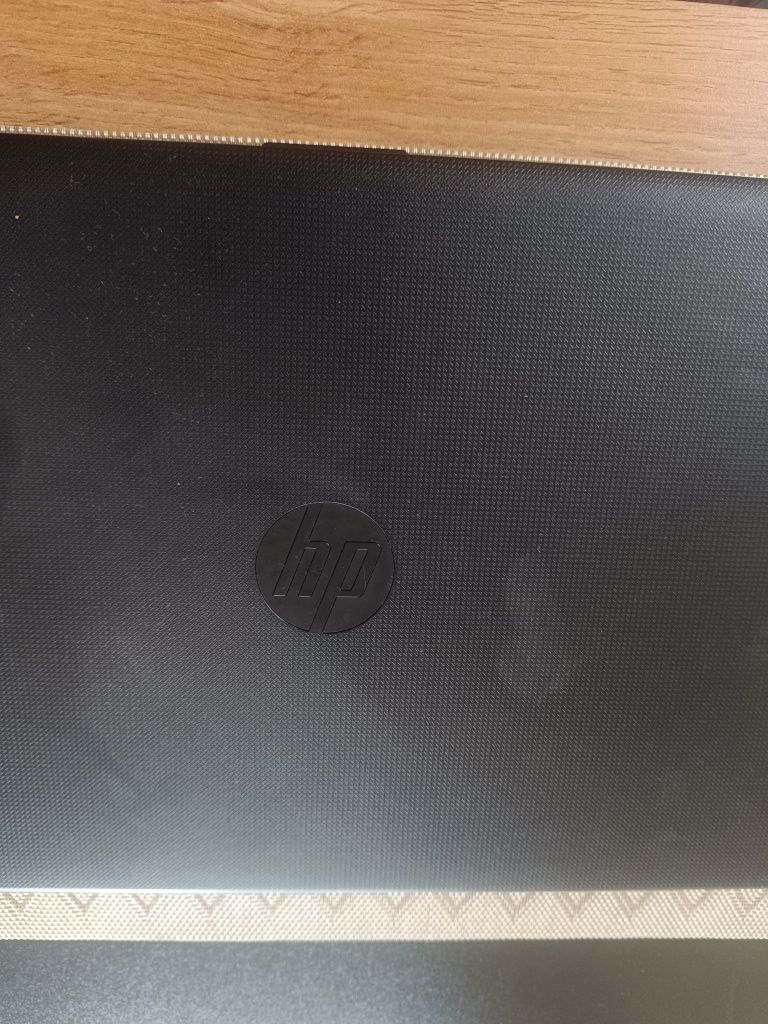 Лаптоп HP Чисто Нов