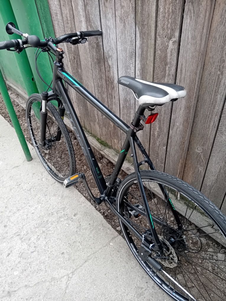 Bicicleta hidraulică bărbătească pe 28 cadru aluminiu full Shimano