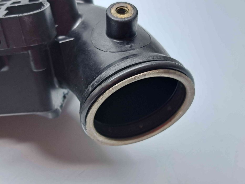 Rezonator aer Mercedes Clasa E (W212) AMG [Fabr 2009-2016] A6421403887