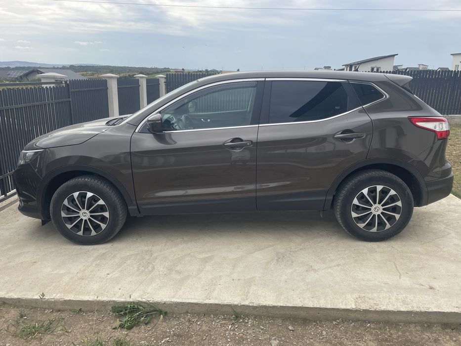 nissan qashqai j11 2015