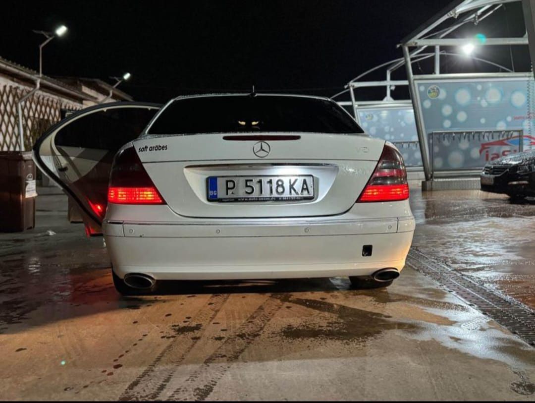 Mercedes E class w211
