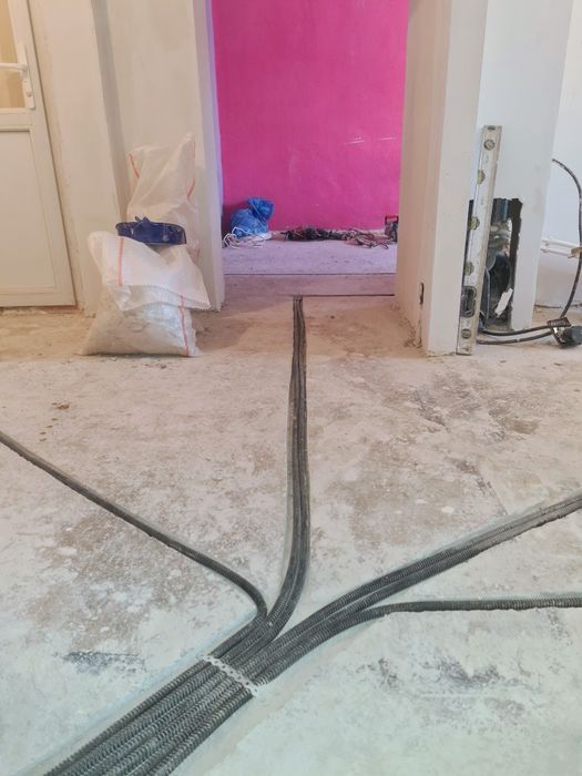 Electrician,  NON-STOP