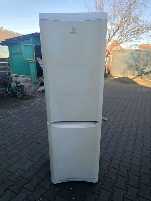 Combina frigorifica Indesit