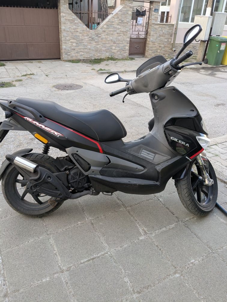 Скутер Gilera Runner Sp50