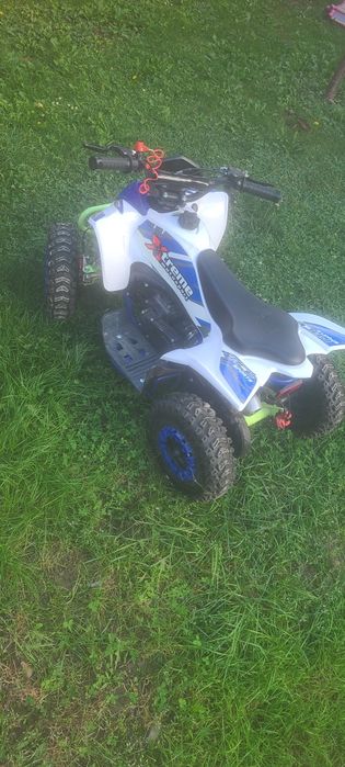 Vând atv pentru copii!
