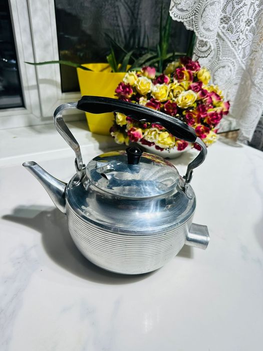 Продам различную  предметы обихода и прочее