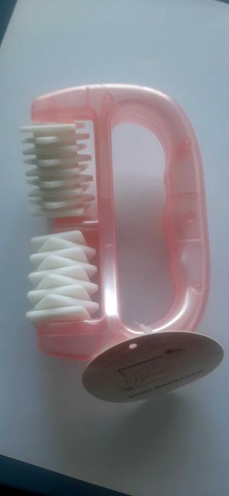 Масажори          за      тяло различни видове