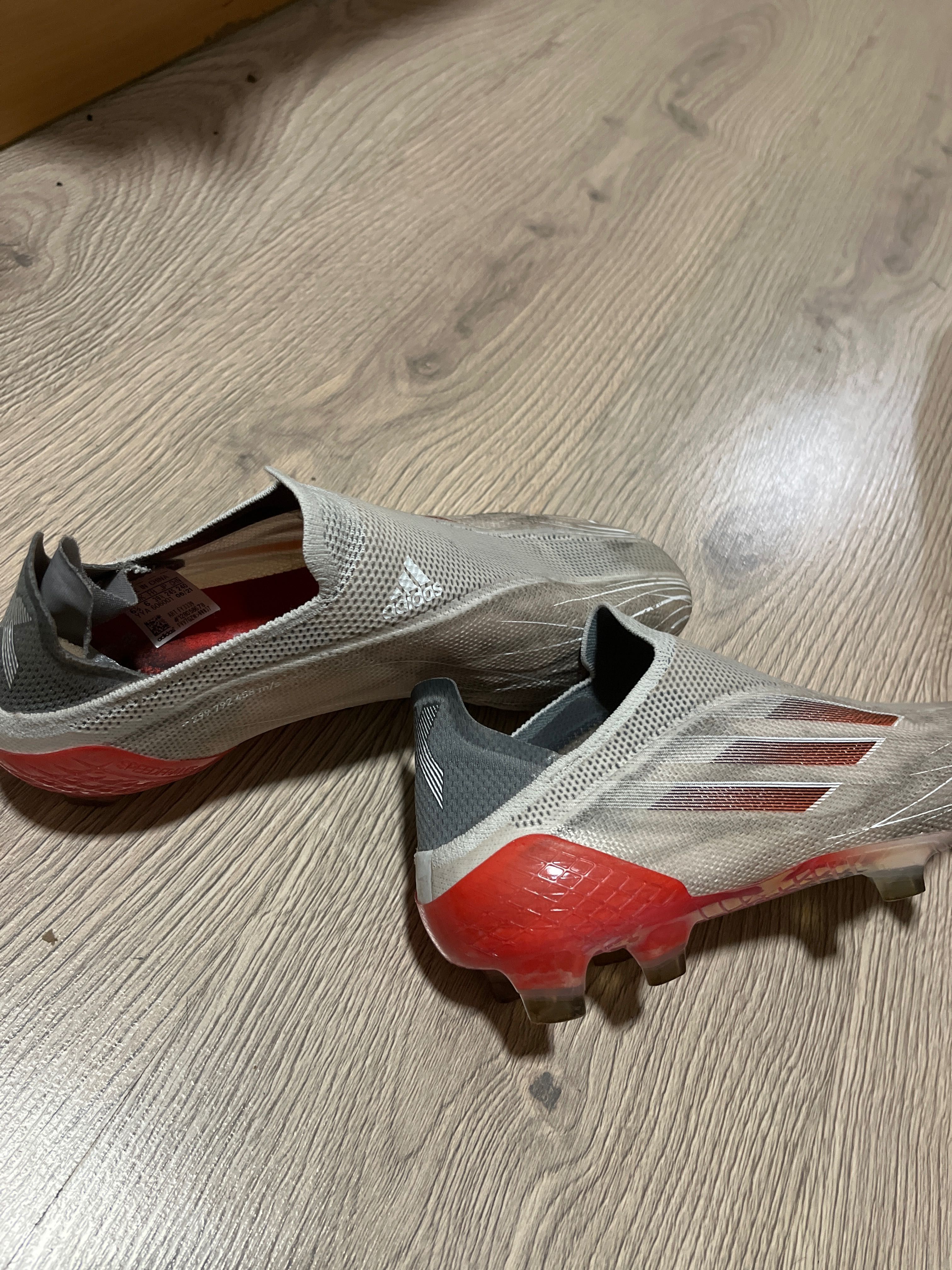Adidas x номер 39 1/3