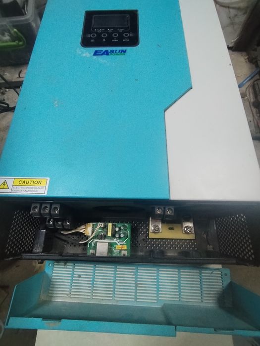 Invertor easun de 5,5 KW