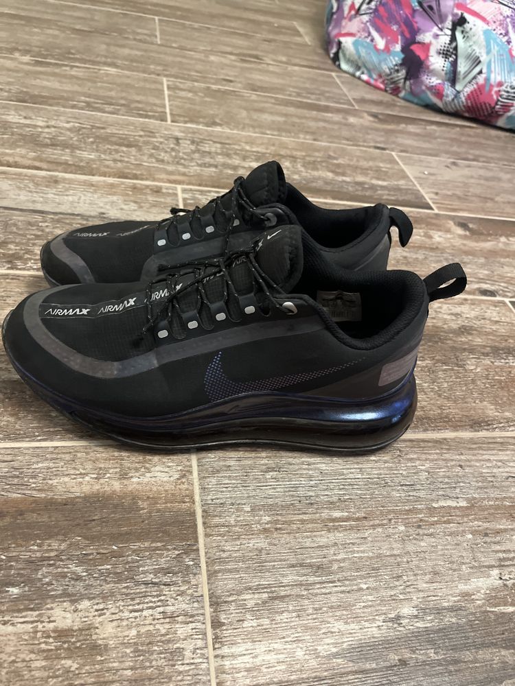 Обувки на найк 720 air max