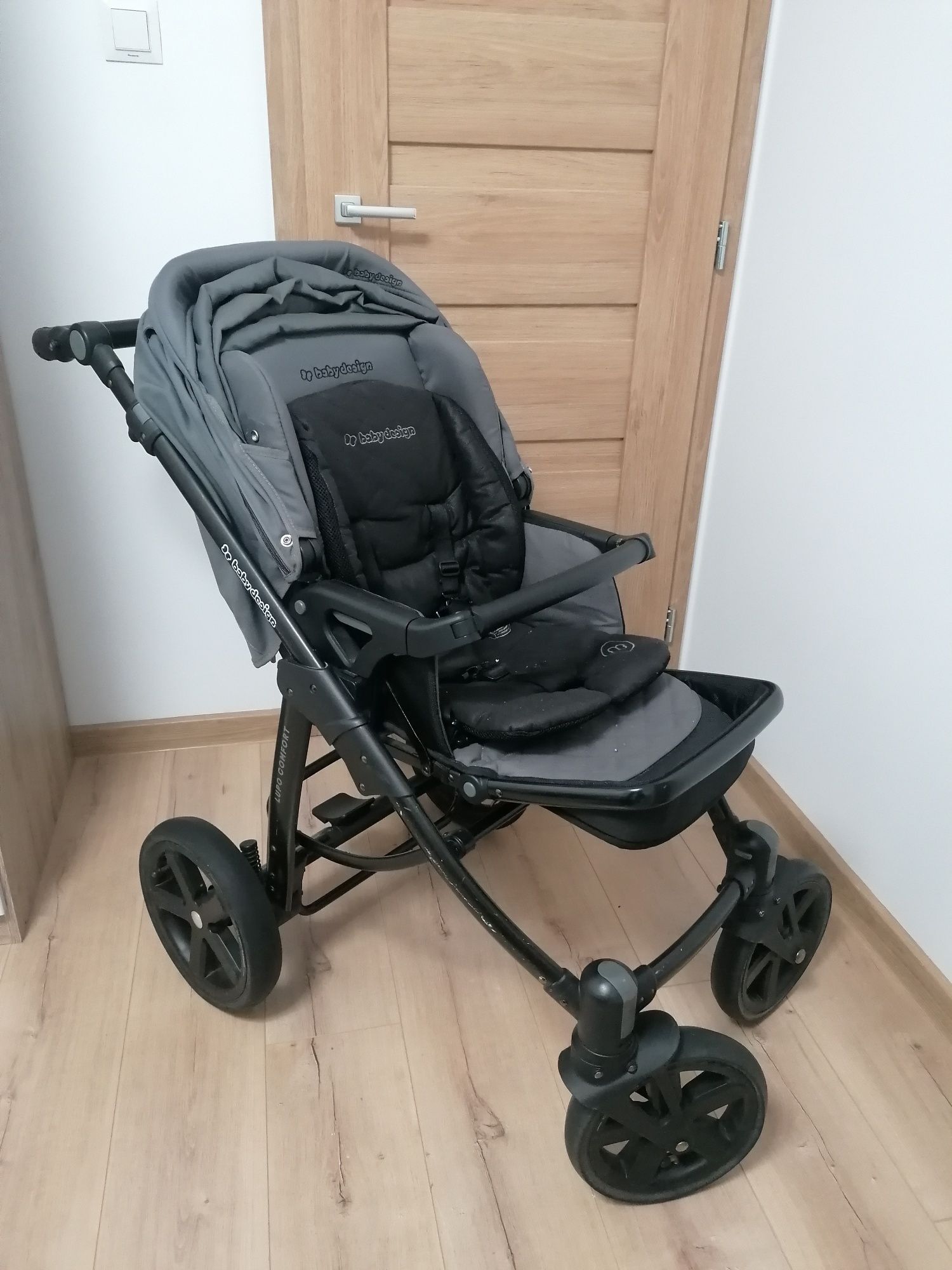 Бебешка количка 3в1 Lupo Comfort на Baby design + столче за кола