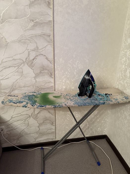 Гладильная доска Nika утюг Redmond