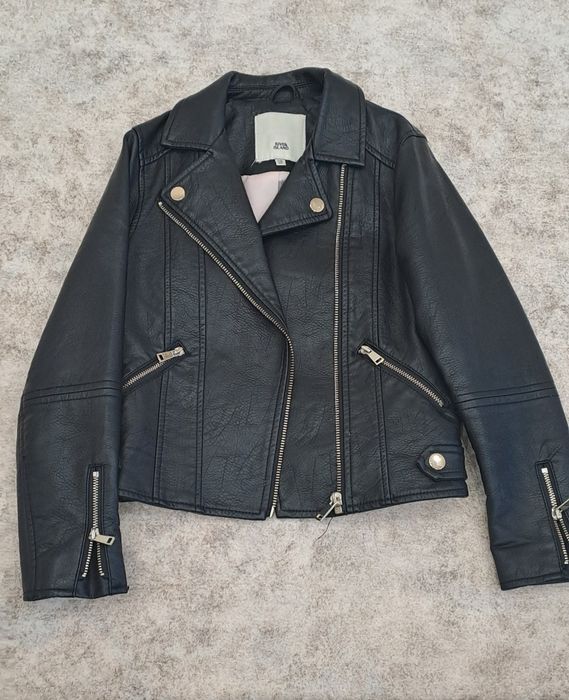 Кожено яке за момиче