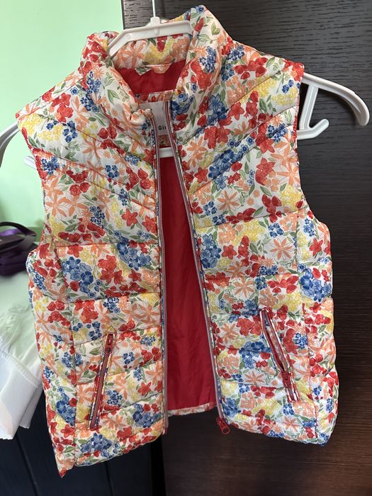 Vesta fete Zara 8-9 ani