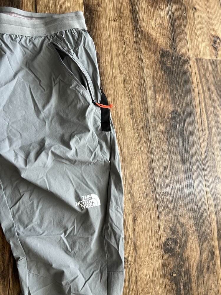 The North Face size L Pants
