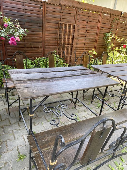 Masa+2 banci,fier forjat,lucrat manual.