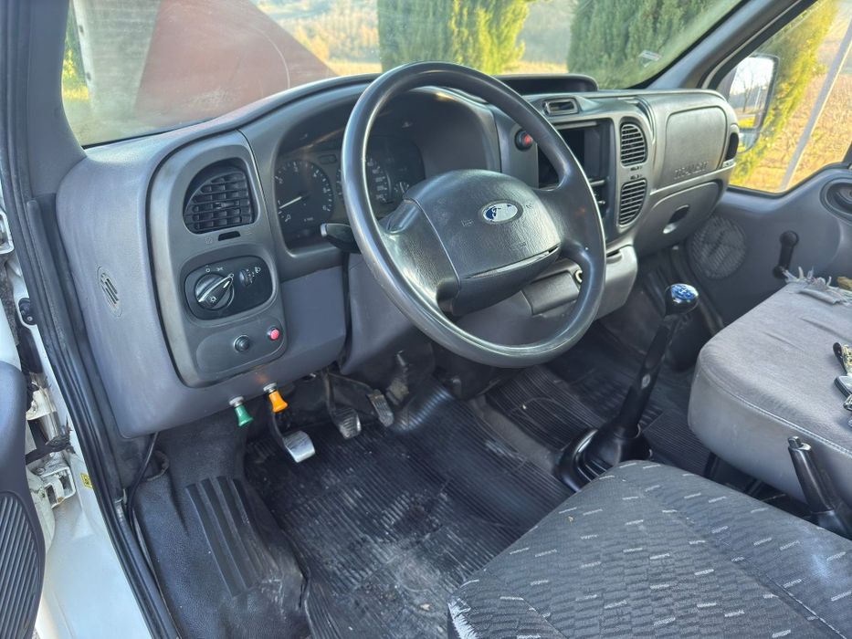 Carosata Ford tranzit