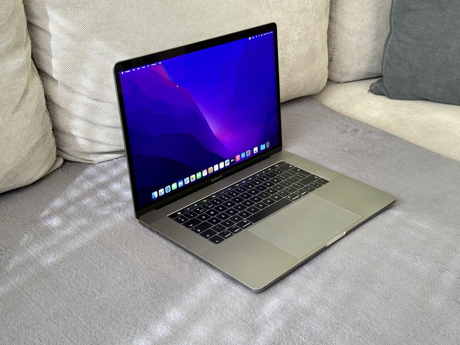 Отличен 15.4’ Core i9/32GB Ram/Macbook Pro 15’ 2019/1TB SSD/Radeon 4GB