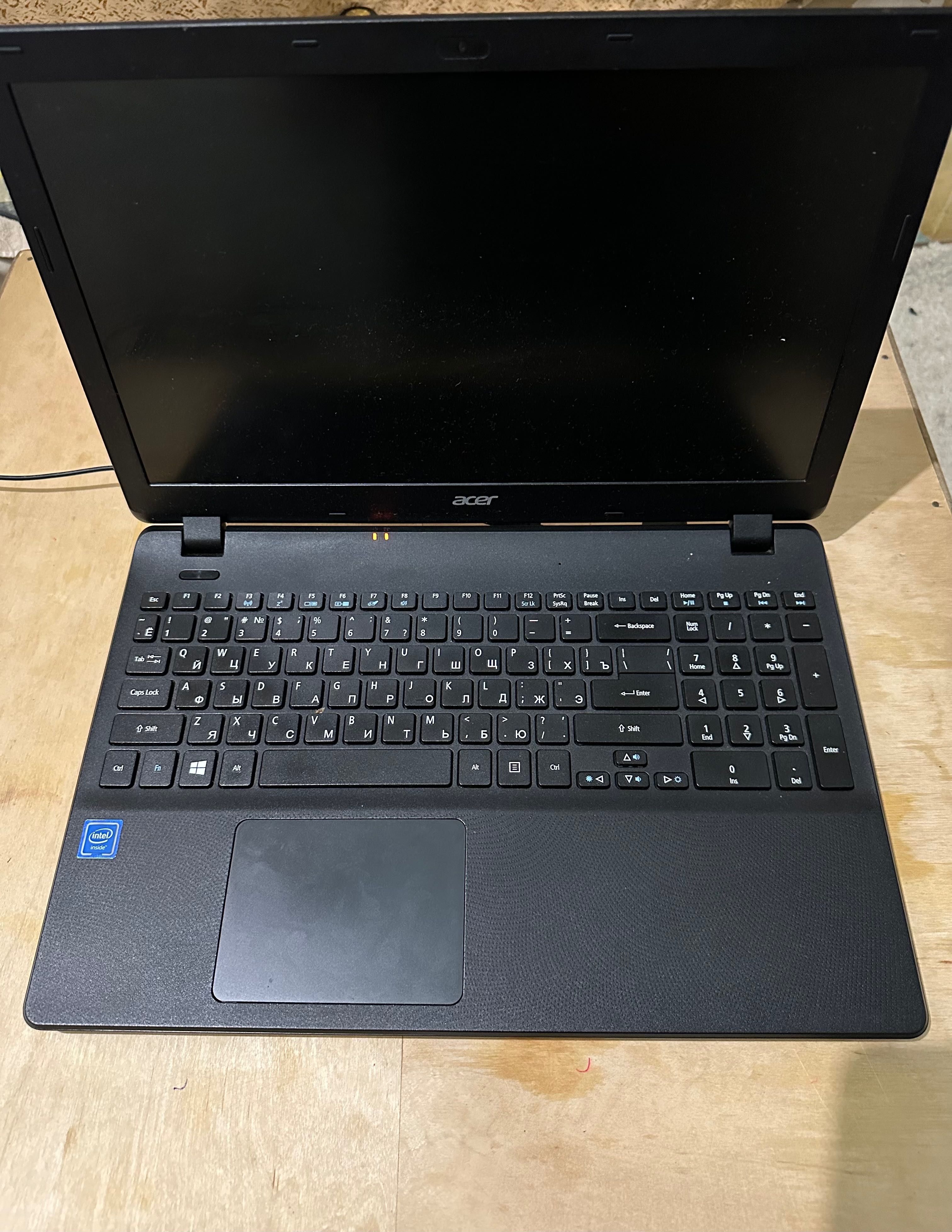 Acer extanta 2519