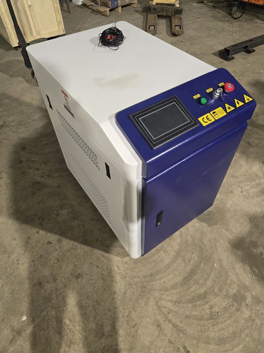 3 кW Лазер за заваряване, почистване и рязане на метали