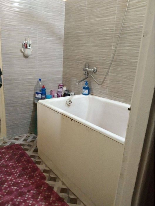 Думбиробод 1/3/4 Панелни дом балкон 1.5/3 чистая ремонт