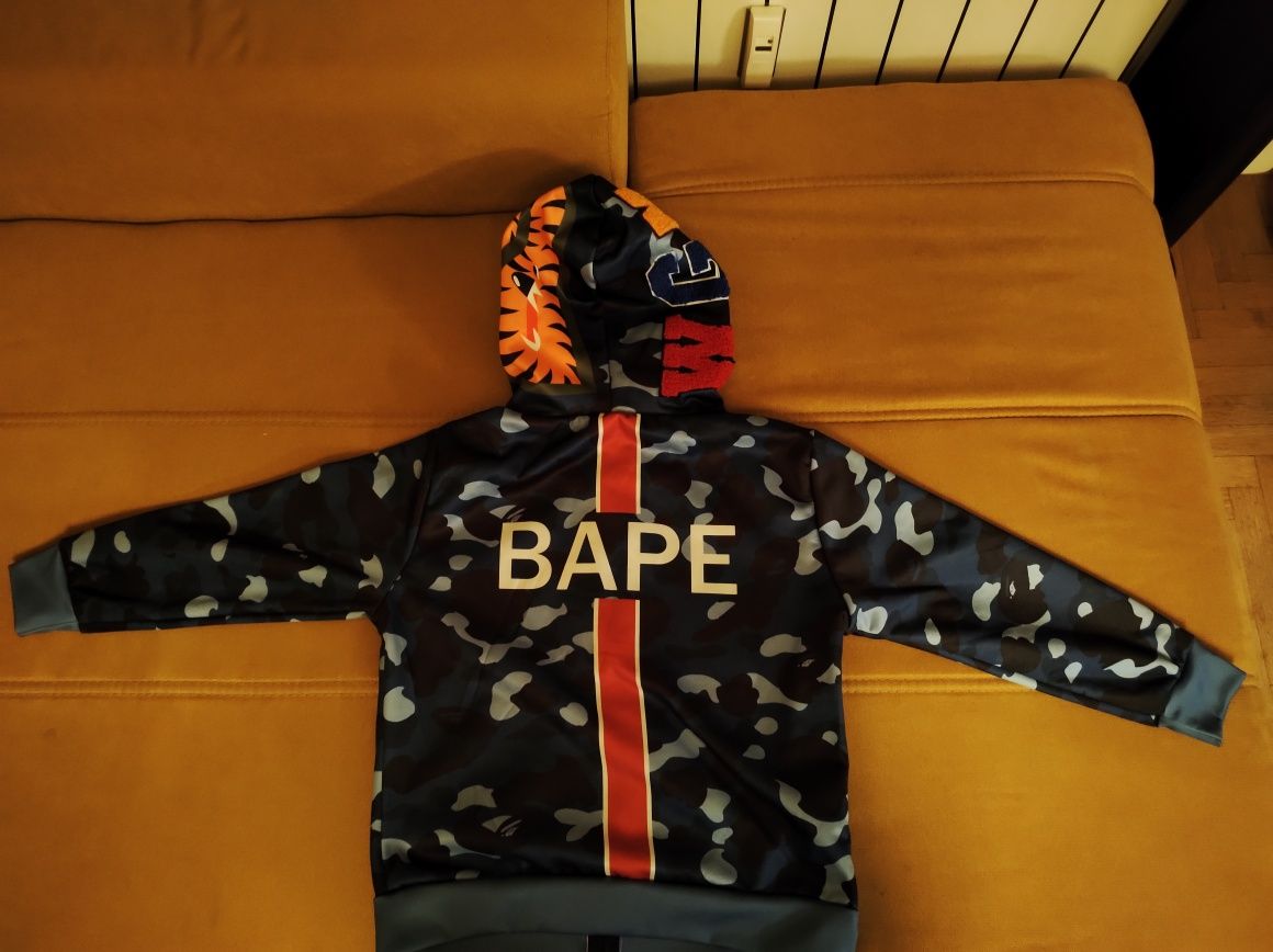 суичър модел BAPE - Х PSG sport