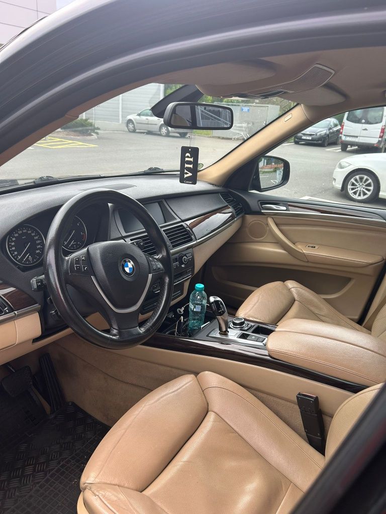 Bmw X5 e70 3.0 X drive