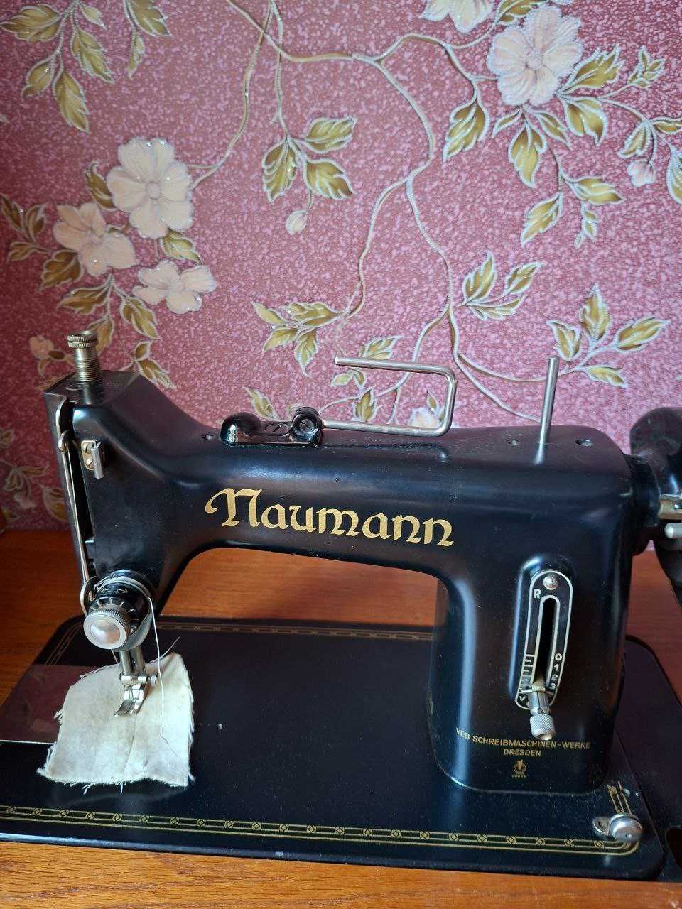 Швейная машина NAUMANN