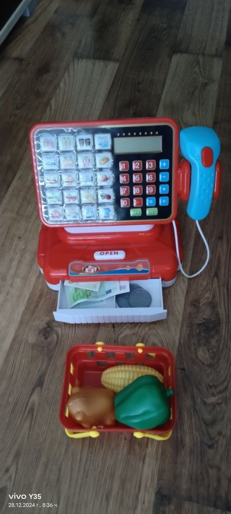 Играчка касов апарат с плодове