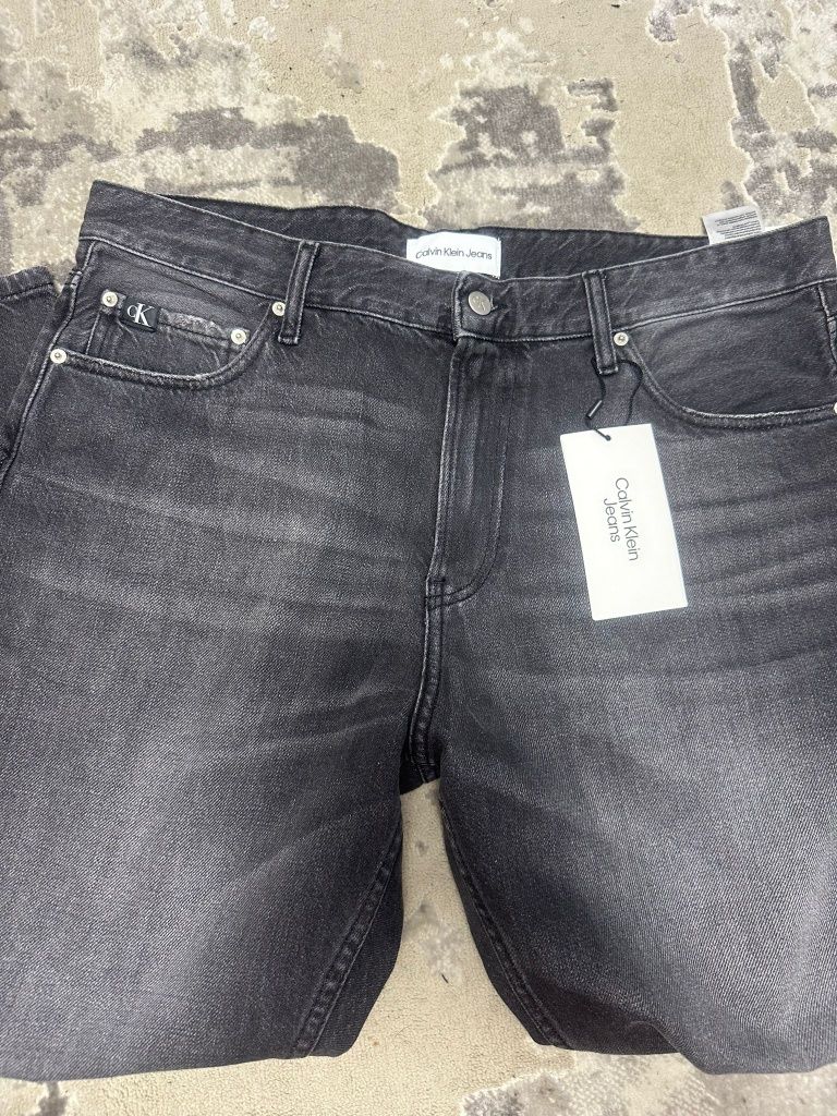 Blugi calvin Klein