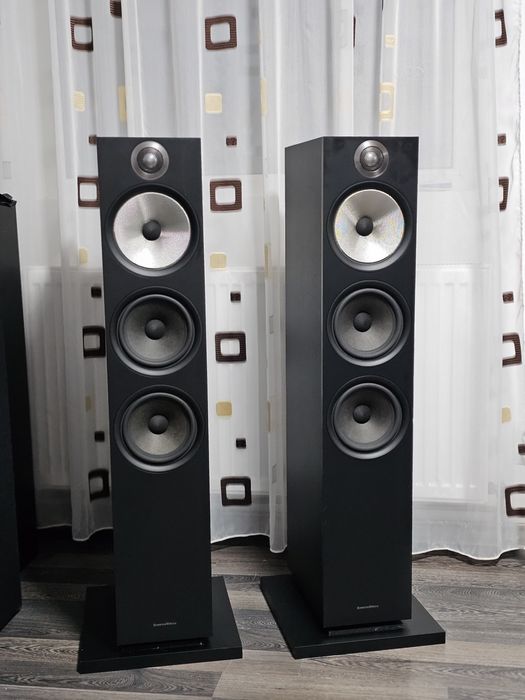 Boxe de podea Bowers&Wilkins 603